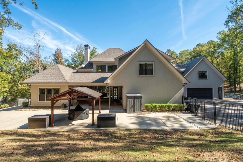 Refined Spaces, Relaxed Living! Set within an exclusive gated - photo 46