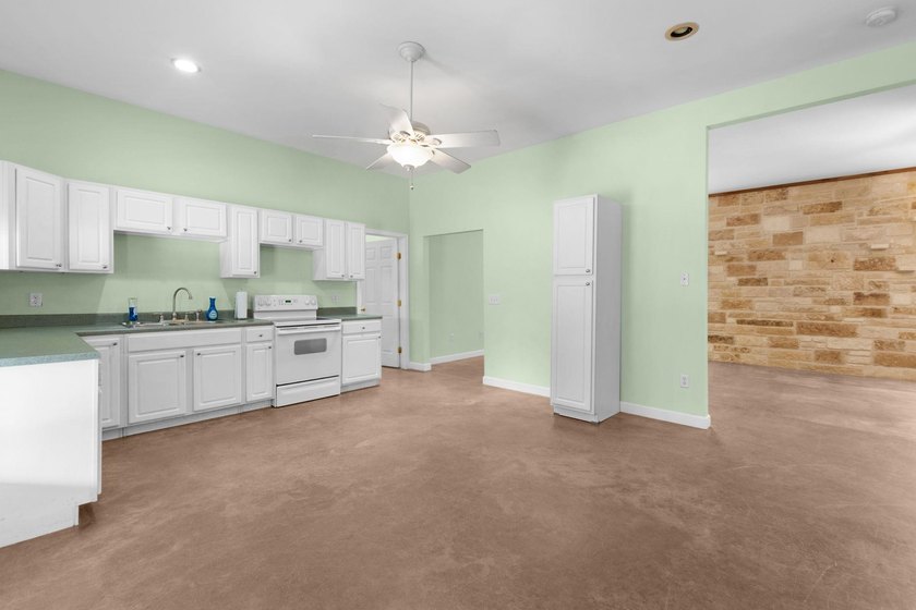 Welcome to your own slice of Donall Estates subdivision, just - photo 14