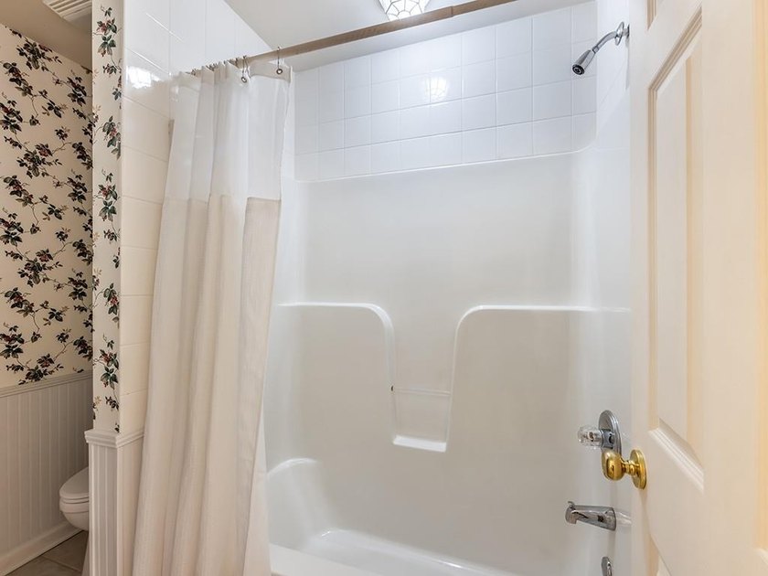 One of the best values in Big Canoe! This beautifully maintained - photo 31