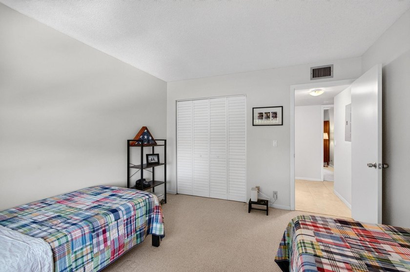Step into this 2 bed/2 bath condo on 2nd Floor of 2-story - photo 19