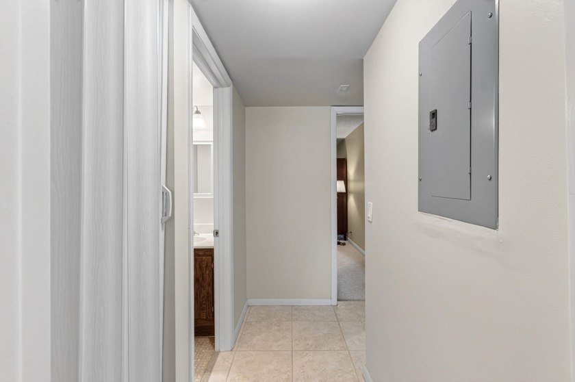 Step into this 2 bed/2 bath condo on 2nd Floor of 2-story - photo 28