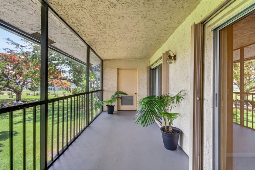 Step into this 2 bed/2 bath condo on 2nd Floor of 2-story - photo 29