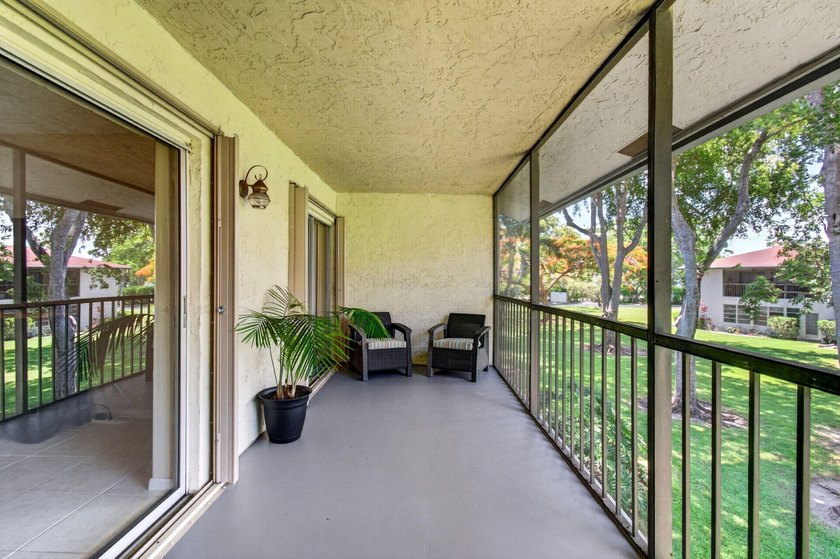 Step into this 2 bed/2 bath condo on 2nd Floor of 2-story - photo 30