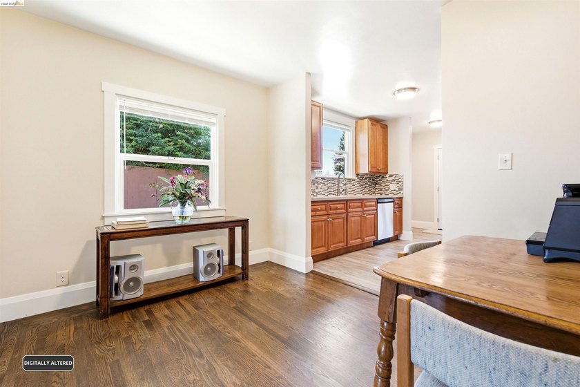 One lot, two renovated detached homes in Oakland's vibrant - photo 44