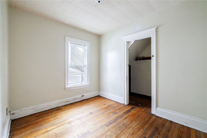 Fully vacant duplex in the Lyell/Otis neighborhood! Rare - photo 5