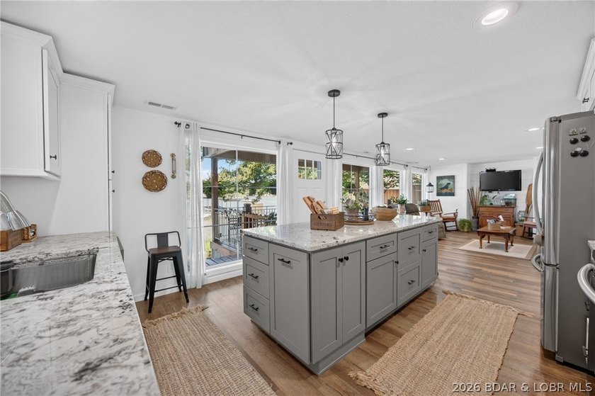 Experience the perfect blend of natural beauty and modern - photo 8