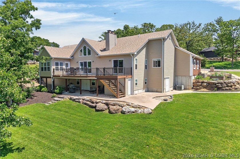 Ranch-style home in Linn Creek offers easy one-level living - photo 4