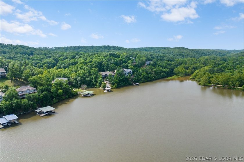Discover this premier lakefront lot in the highly sought-after - photo 9