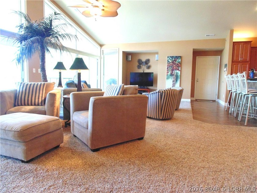 LUXURY SUMMER PLACE CONDO at Lake of the Ozarks - TURNKEY! This - photo 9