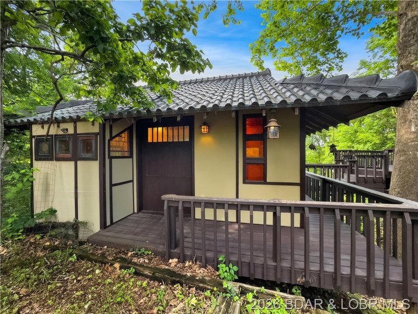 Not every lakefront property fits neatly into a box-and that is - photo 5