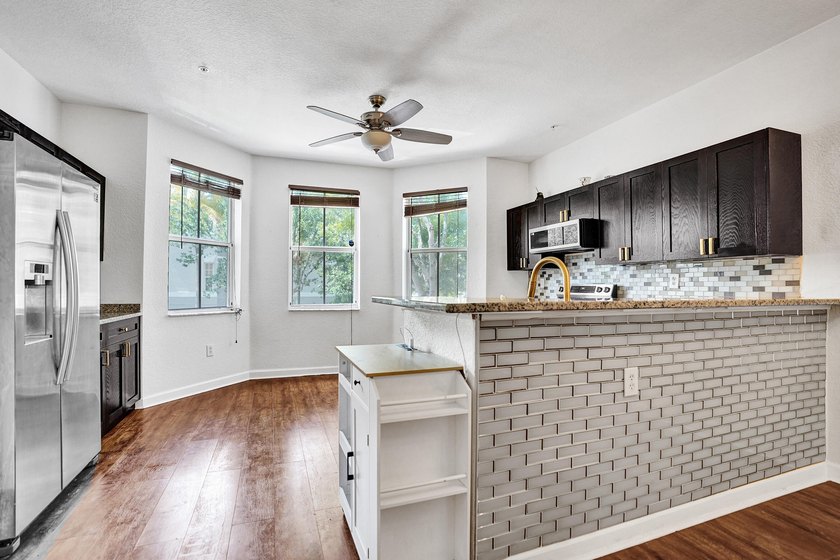 Amazing Townhome in Royal Palm Beach. Great Location! All Ages! - photo 16