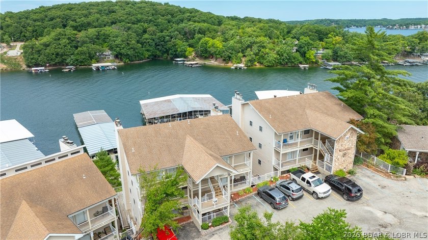 Experience one of the best locations at Lake of the Ozarks in - photo 2