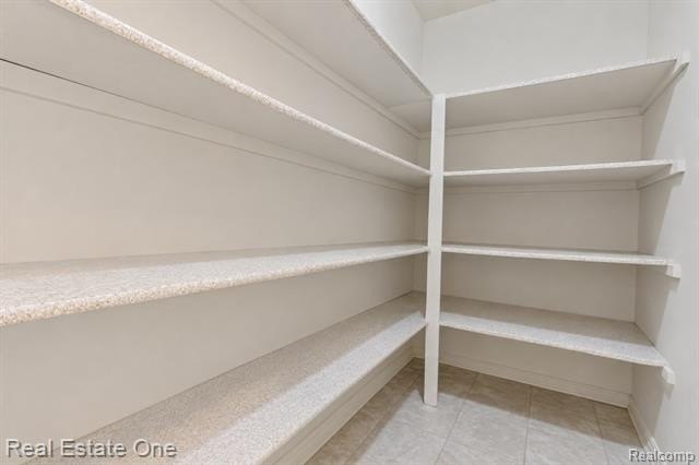 Welcome to this beautiful lakefront home in the highly - photo 23