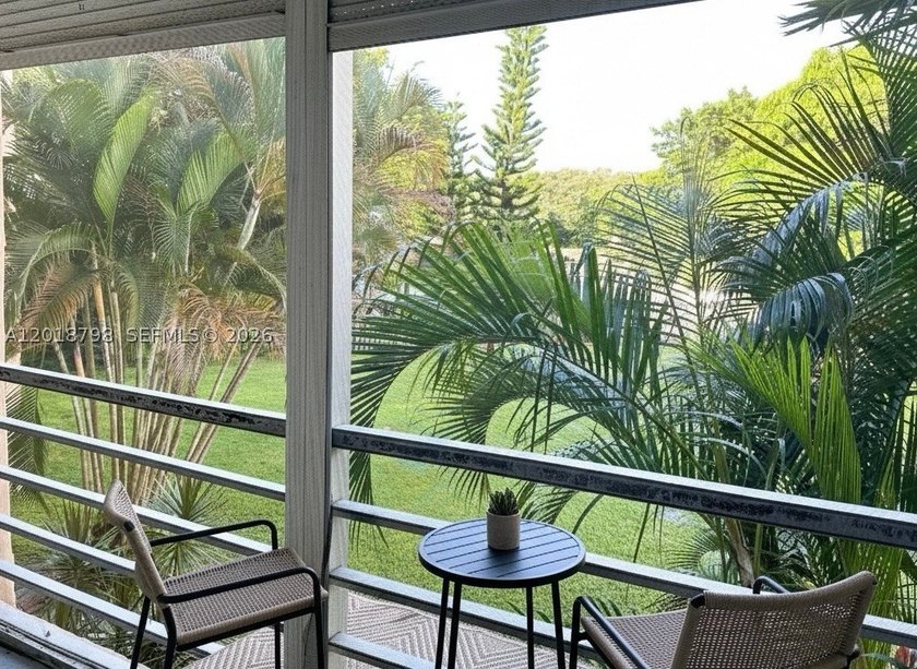 Spacious 2-bedroom, 2-bath condo located in the desirable Live - photo 27