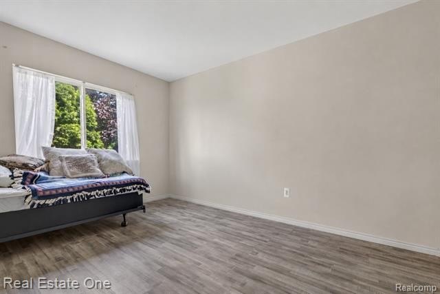 Welcome to this beautiful lakefront home in the highly - photo 32