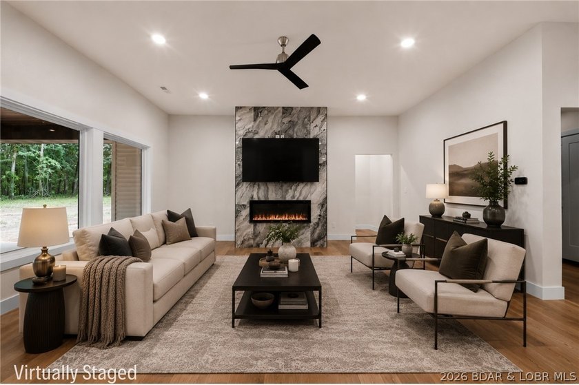 Welcome to this stunning brand-new modern construction home - photo 3