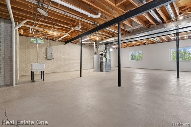 Welcome to this beautiful lakefront home in the highly - photo 35