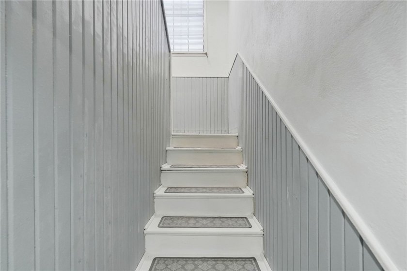 Spacious 5-bedroom, 3-bath home offering 2,178 square feet of - photo 18