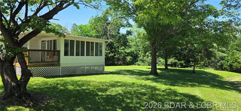 Really nice country setting with access to Lake of the Ozarks - photo 2