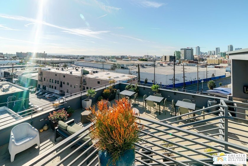 Welcome to this perfectly curated Arts District loft located in - photo 46