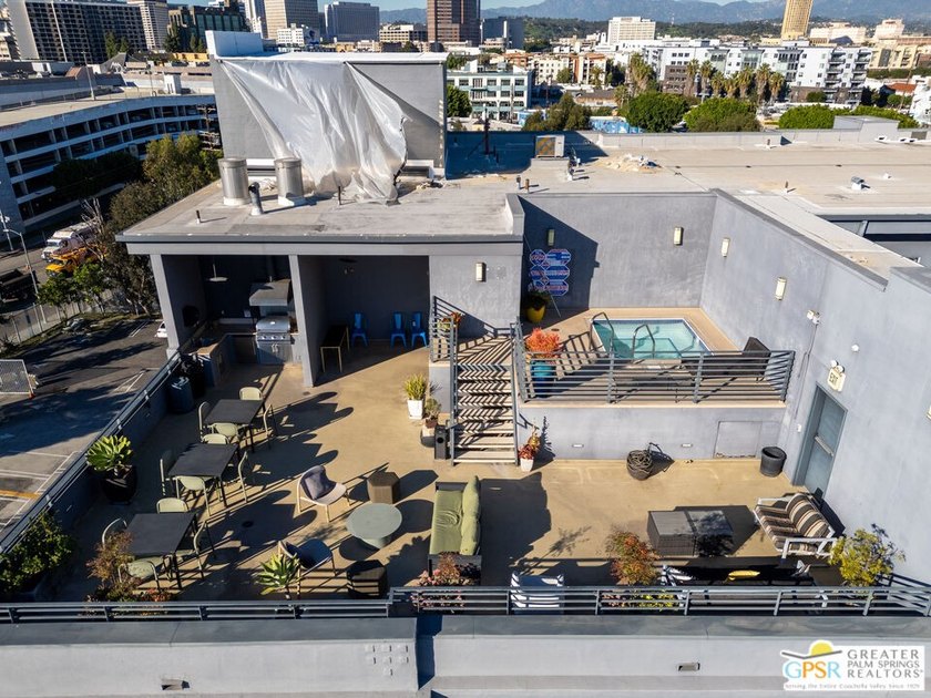 Welcome to this perfectly curated Arts District loft located in - photo 48