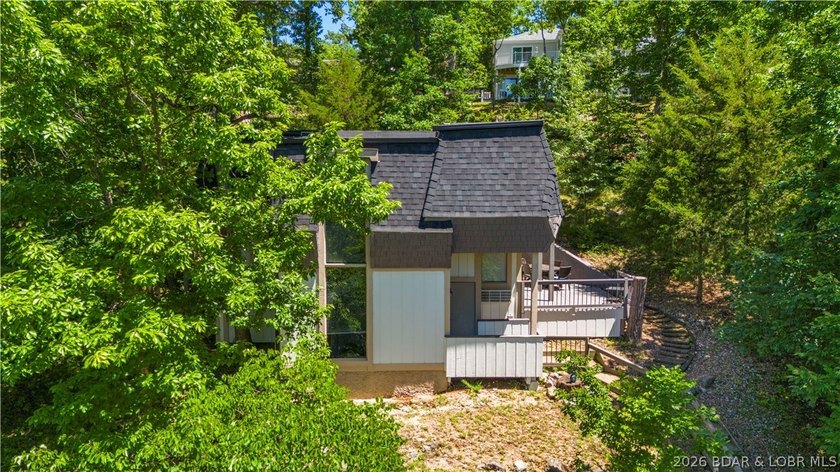 Excellent investment opportunity in the heart of Osage Beach! - photo 3
