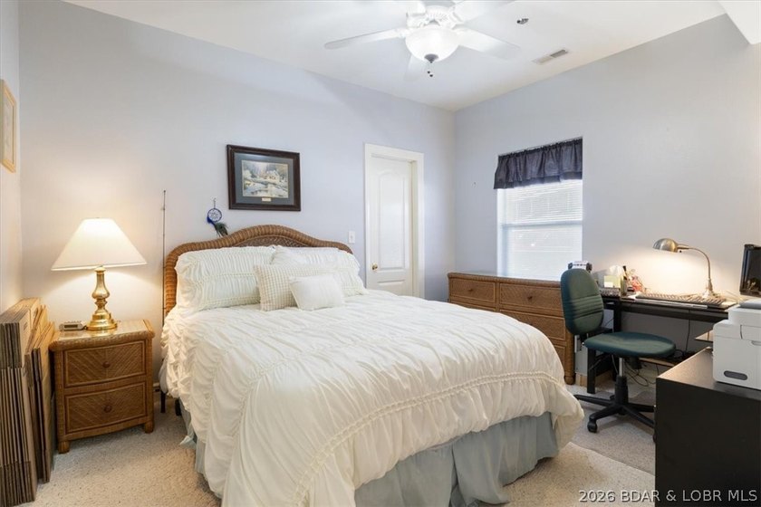 WHEEL CHAIR ACCESSIBLE/No Steps into home, Elevators to pool and - photo 9