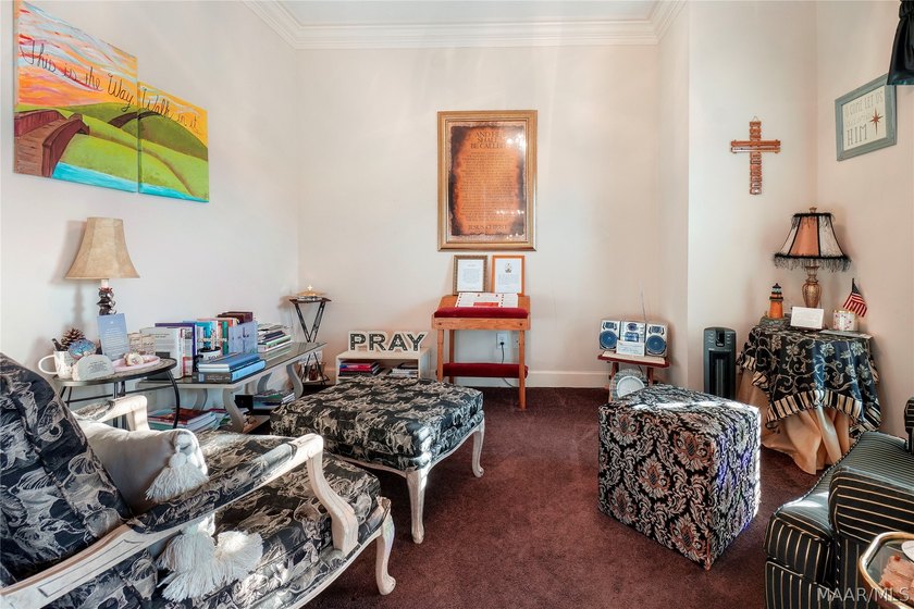 This stunning 3-bedroom, 3.5-bath brick beauty offers over 3,400 - photo 3