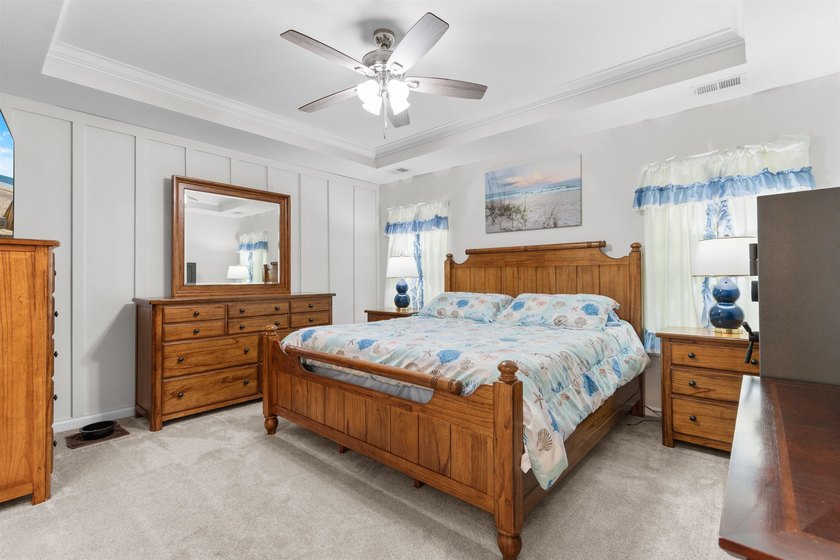 Here's your chance to live in a Palm Lakes community! It's - photo 28