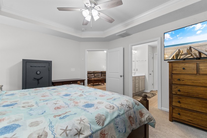 Here's your chance to live in a Palm Lakes community! It's - photo 29