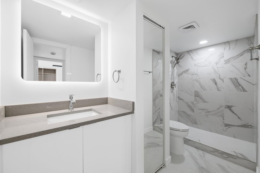 Beautifully renovated corner-unit townhome featuring 2 bedrooms - photo 16