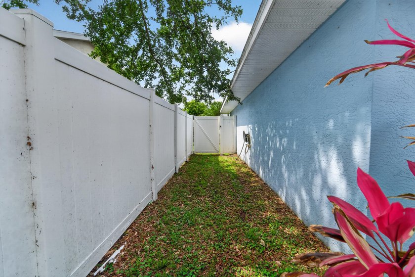 This charming property is located in the heart of Fort Pierce! - photo 27