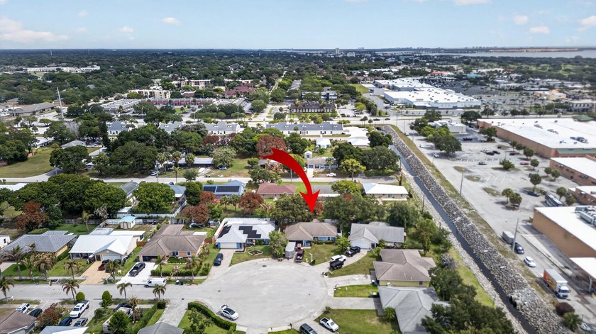 This charming property is located in the heart of Fort Pierce! - photo 30