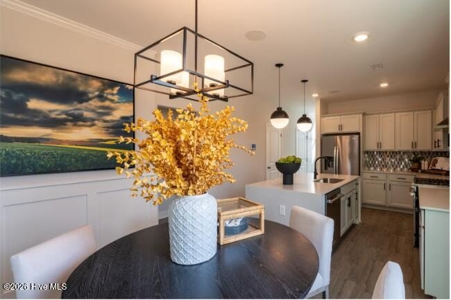 Welcome to the Turlington floor plan, bringing effortless - photo 6