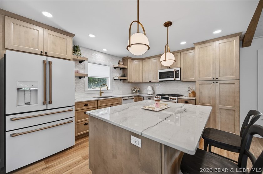 Absolutely charming lake home completely remodeled with great - photo 2