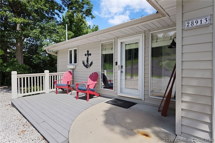 The ultimate Lake of the Ozarks retreat awaits at this premier - photo 4