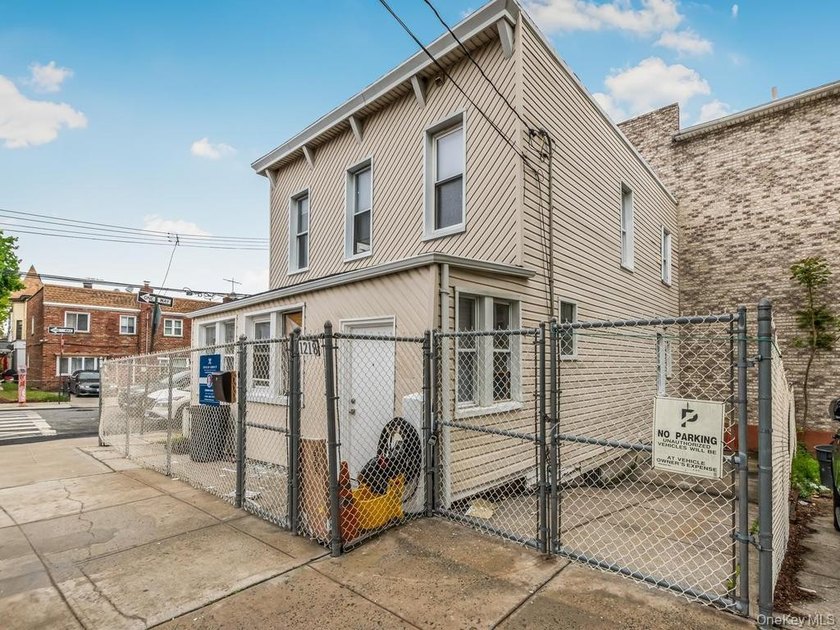 Welcome to 1217 Havemeyer Avenue. This beautifully renovated - photo 2