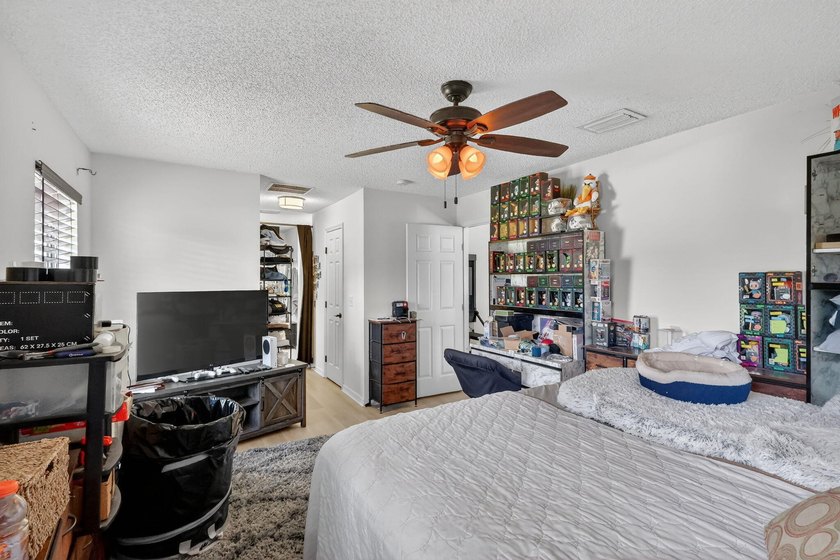 THE PORT ST. LUCIE COMPOUND: DUAL PRIVACY SUITES | 6-CAR - photo 29