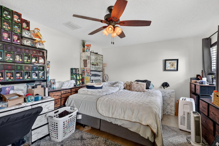 THE PORT ST. LUCIE COMPOUND: DUAL PRIVACY SUITES | 6-CAR - photo 30