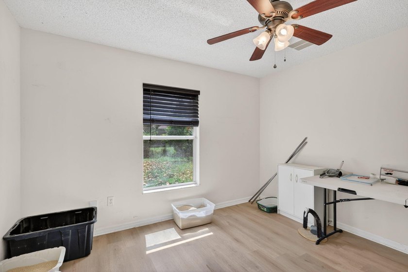 THE PORT ST. LUCIE COMPOUND: DUAL PRIVACY SUITES | 6-CAR - photo 43