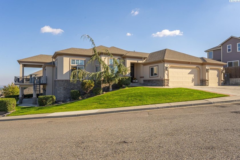 MLS# 288085 Welcome to your dream home, nestled within the - photo 5