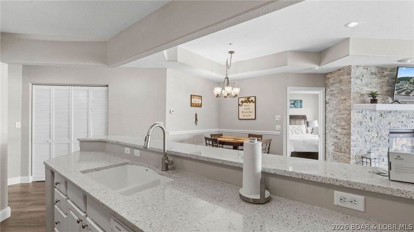 Lake life feels effortless at Emerald Bay. This 3-bedroom - photo 10