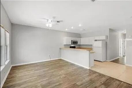 GREAT INVESTMENT PROPERTY! - $7,015.00 mo. Insurance: $5,100.00 - photo 3