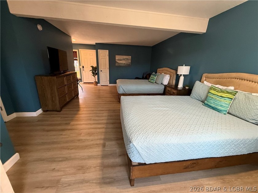 Experience more than just a beautiful home. This 4 bedroom 3 - photo 22