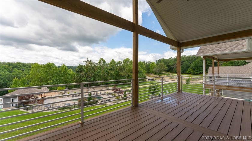 Brand-new, never-lived-in villa located at the 1MM in the - photo 5