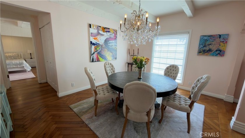 Welcome to Herringbone Hall, a beautiful North Laguna Beach home - photo 7
