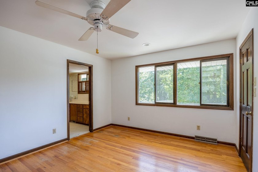 Discover 539 Circle H Woods in Prosperity where timeless design - photo 47