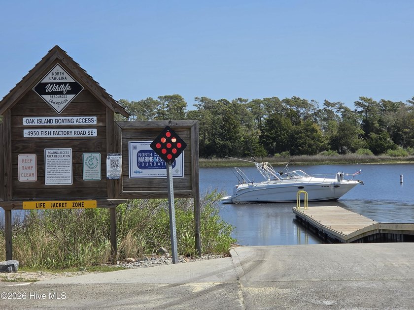 Exciting opportunity to build your dream home by the water! This - photo 3