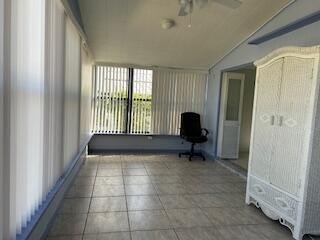 CONVENTIONAL , VA, FHA FINANCING AVAILABLE *** REDUCED *** - photo 3
