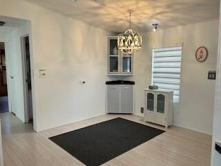CONVENTIONAL , VA, FHA FINANCING AVAILABLE *** REDUCED *** - photo 7
